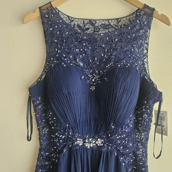 Mac Duggal Navy Blue Prom Dress - Picture 3 of 13